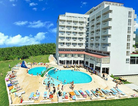 Green Gold Hotel